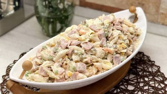 راز خوشمزه‌ترین سالاد ماکارونی که هیچ جا پیدا نمیکنی! 