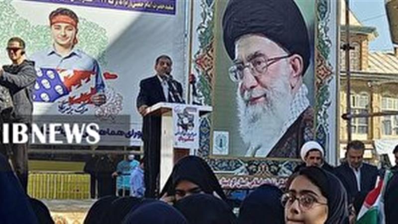 ایران پرچمدار جبهه مقاومت و خار چشم دشمنان است