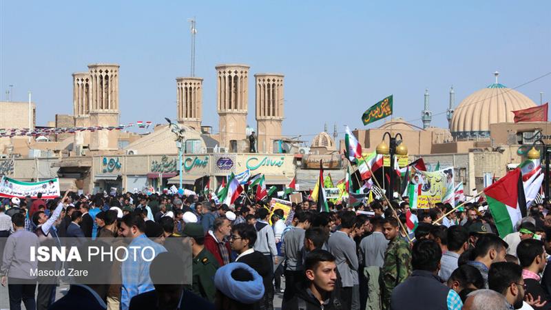 آغاز مراسم یوم‌الله ۱۳ آبان در یزد/ استاندار: ۱۳ آبان یادآور رسوایی همیشگی آمریکا در برابر ملت ایران است