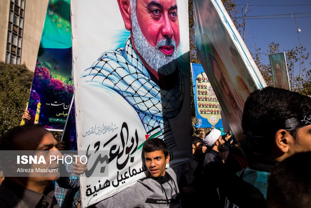 عکس/ تصاویری از راهپیمایی گرامیداشت روز ۱۳ آبان تهران