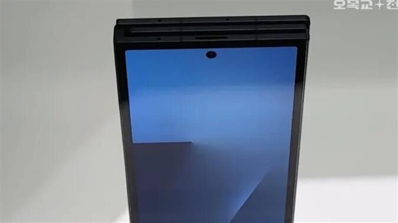 گوشی جدید سامسونگ / باریکتر از انتظار، قدرتمندتر از همیشه