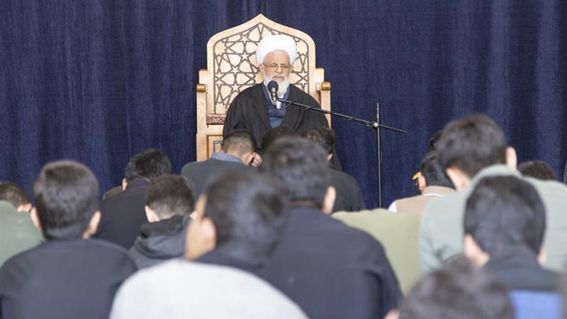 امام جمعه یزد: طلبگی مسئولیتی الهی برای هدایت جامعه است