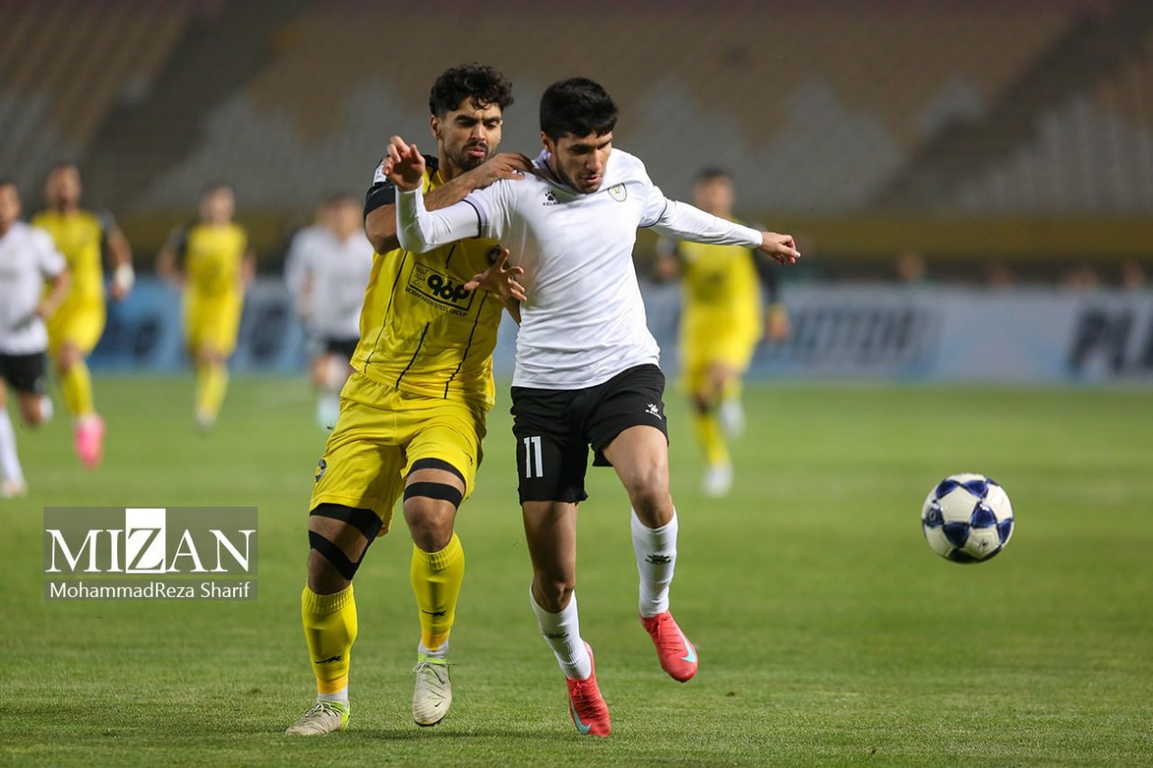 دیدار تیم‌های سپاهان ایران و آخال ترکمنستان