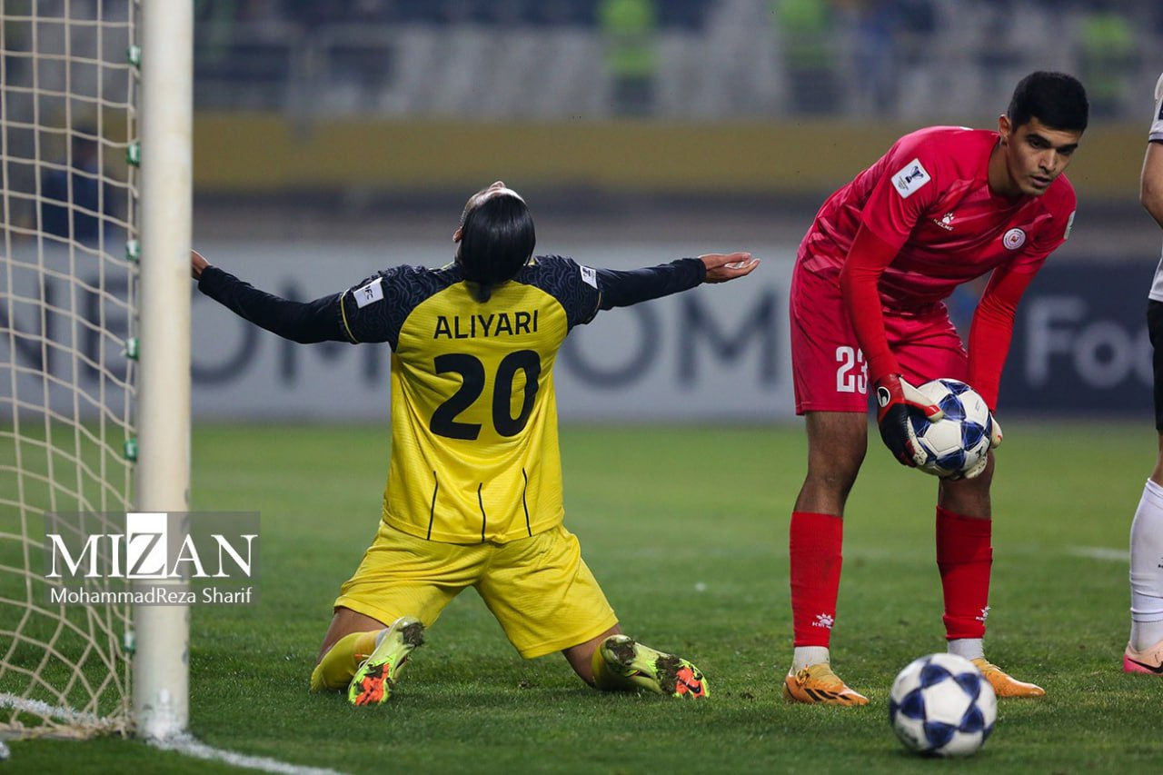 دیدار تیم‌های سپاهان ایران و آخال ترکمنستان