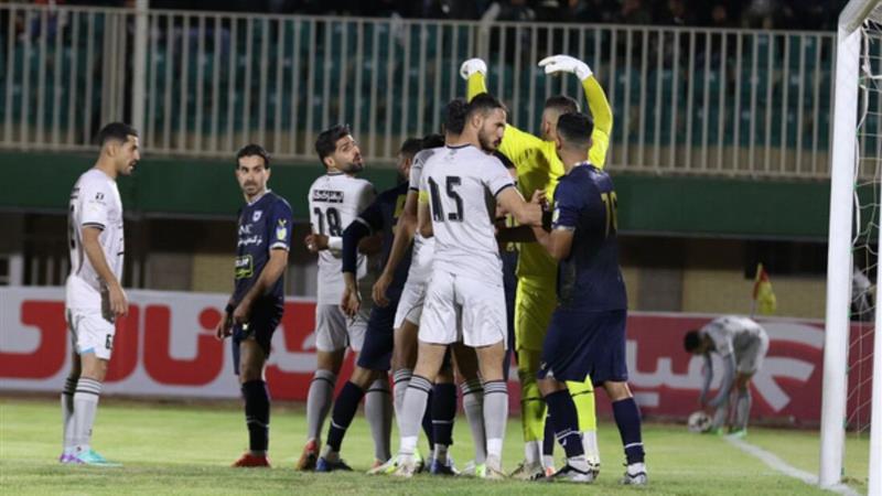 لیگ برتر فوتبال؛ فرصت طلایی چادرملو برای صعود به رده دوم