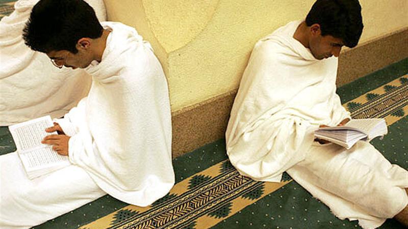 انتخاب ۳۳ دانشجو و استاد دانشگاه اراک برای عمره دانشجویی