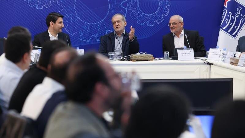 وزیر ارتباطات: تسهیل‌گر گفت‌وگوی دولتمردان و فعالان اقتصاد دیجیتال خواهم بود