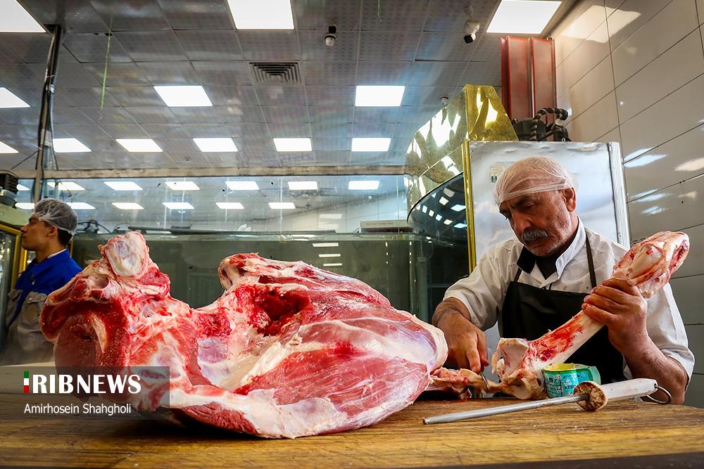 عرضه‌ی گوشت منجمد گوسفندی در میادین میوه و تره‌بار تهران