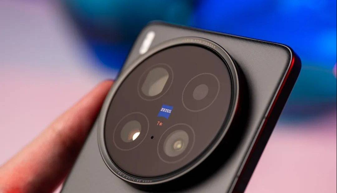 این اولین گوشی دنیا با دو دوربین ۲۰۰ مگاپیکسلی است