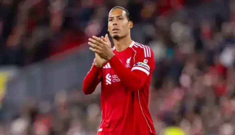 کاپیتان لیورپول علیه آرنولد: او را نمیبینم!