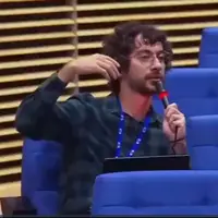 سؤالی درباره اسرائیل، خبرنگار ایتالیایی را بیکار کرد