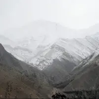 شرایط پایدار جوی؛ برف پاییزی ارتفاعات دودانگه را سفید کرد