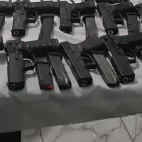 کشف یکصد قبضه سلاح شورشی و تیغه خشاب در گمرک بازرگان