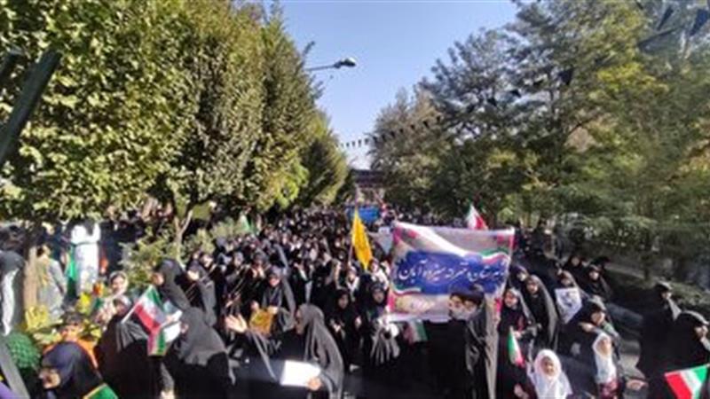 ایران، در سیزدهم آبان درخشید