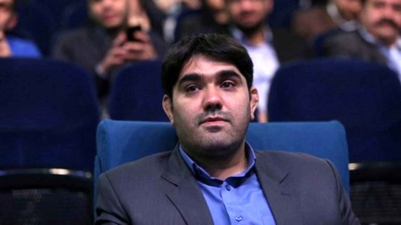 تناقض در گفتار و رفتار تامین اجتماعی؛ از پیامک انبوه تا تهدید بازنشستگان فعال در تاکسیهای اینترنتی