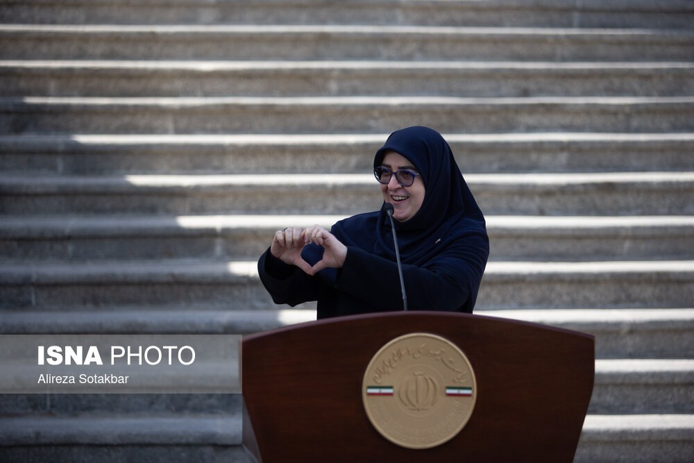 عکس/ تکرار تصویر پربازدید سخنگوی دولت 