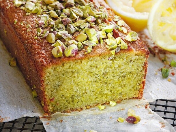 پاند کیک پستهای؛ عصرانهای خوشمزه و دلپذیر