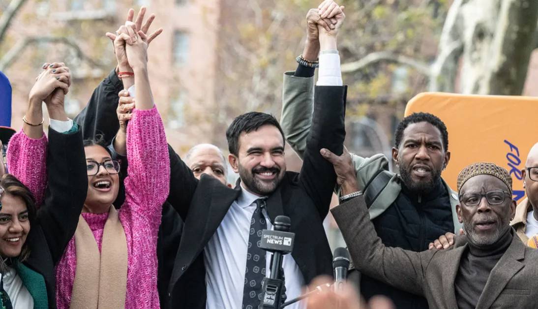 نیویورکیها دموکراسی خود را پس گرفتند