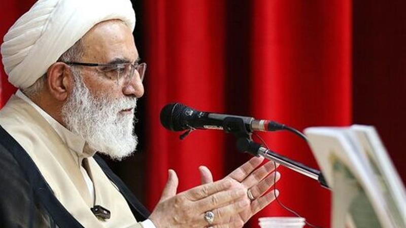 حوزههای علمیه بازنگری در شیوه تدریس فقه استدلالی را بررسی میکنند