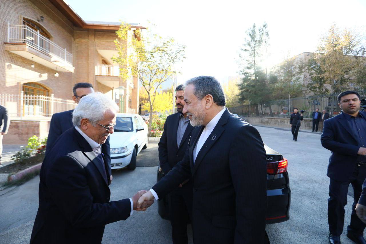  بازدید عراقچی از دانشگاه دی هشت در همدان