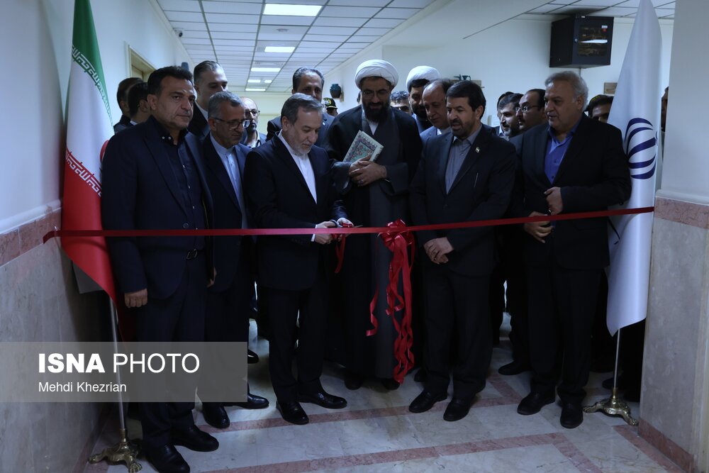 عکس/ افتتاح دفتر امور خارجه در همدان با حضور وزیر امور خارجه