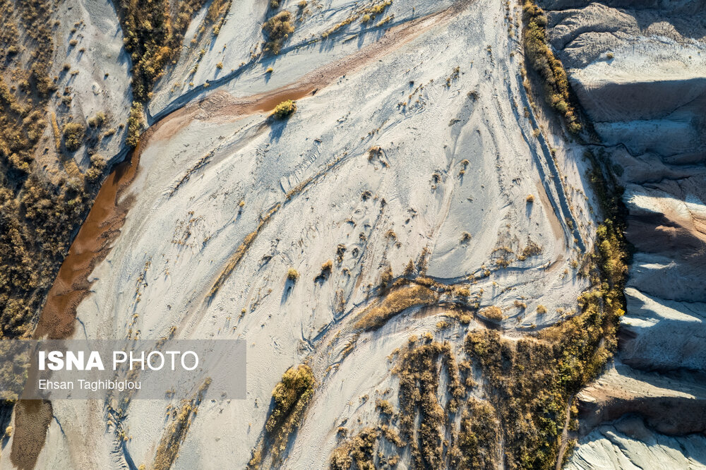 عکس/ قزل اوزن؛ آیینهی بحران آب ایران
