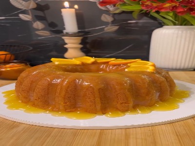 این کیک پرتقال بافت سبک و نرمی داره عطر و طعمش هم بینظیره