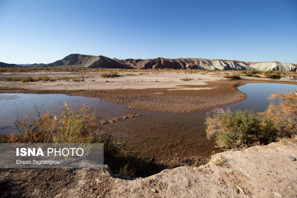 عکس/ قزل اوزن؛ آیینهی بحران آب ایران