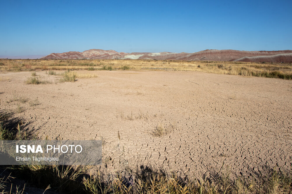 عکس/ قزل اوزن؛ آیینهی بحران آب ایران