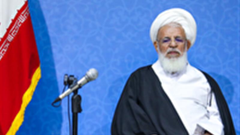 آموزش و پرورش باید بر تربیت هویتی و تفکر دانشآموزان متمرکز شود