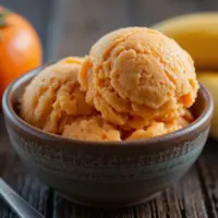 طرز تهیه بستنی ایتالیایی با خرمالو و موز