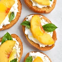 خوشمزههایی با هلو؛ از بستنی تا پای