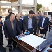 بازدید استاندار قزوین از روند ساخت سالن ورزشی ۵ هزار مترمربعی پونک