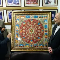 هدیه نفیس قالیباف به رئیس مجلس پاکستان