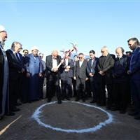 عملیات اجرایی مسکن کارگری زرندیه با حضور وزیر کار آغاز شد