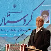 عکس/ برگزاری نشست فرهیختگان و فعالان اجتماعی و فرهنگی کردستان با رئیس‌جمهور