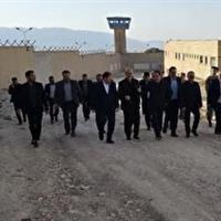 آزادی جوانترین زندانی ایلام به همت استاندار