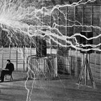 پیشبینی شگفتانگیز نیکلا تسلا / یک قرن پیش از اینترنت و گوشی هوشمند خبر داده بود!