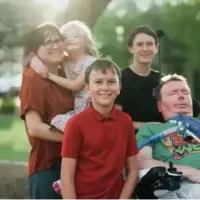 معجزه علم و تکنولوژی؛ پدر مبتلا به ALS حالا «یک جفت چشم جدید» دارد