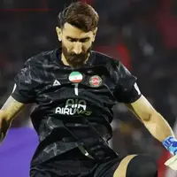 ورود علی بیرانوند به تیم منتخب آسیا