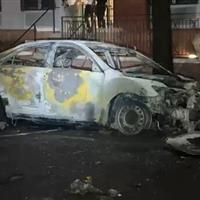 آتش سوزی و انفجار مهیب در نیویورک؛ ۷ آتشنشان زخمی شدند