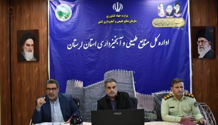 تأکید مدیرکل منابع طبیعی لرستان بر مقابله جدی با قاچاق چوب و زغال