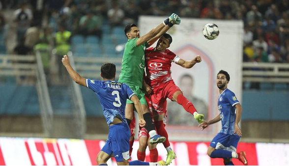 عکس/ پوستر باشگاه استقلال خوزستان در جواب به پوستر کنایهآمیز سرخپوشان