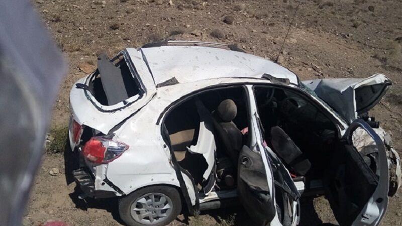 کودک سهساله قربانی واژگونی خودرو کوییک در محور شیراز - اصفهان