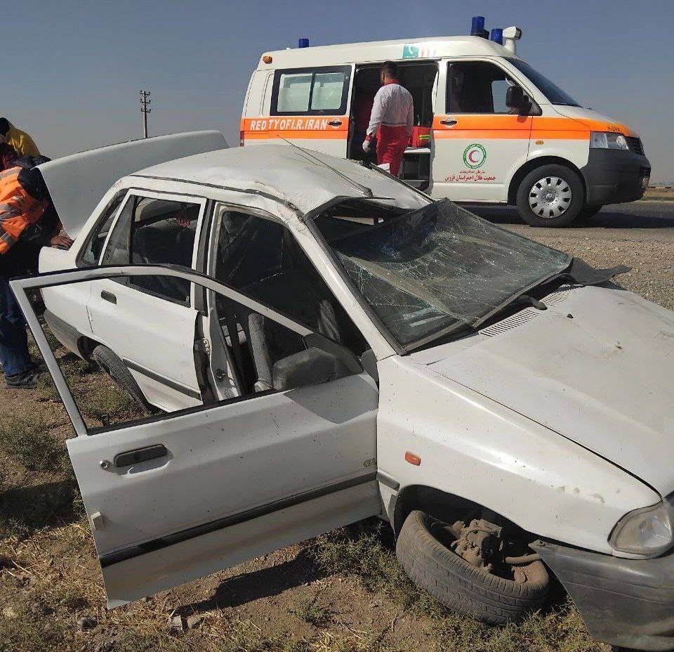 واژگونی پراید در قزوین؛ 8 نفر راهی مرکز درمانی شدند