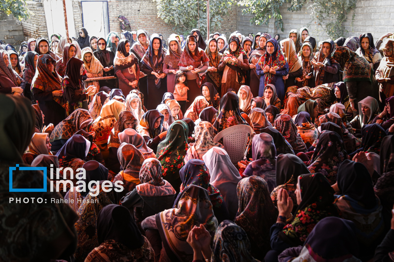 هودی خوانی زنان ترکمن به یاد صابر کاظمی