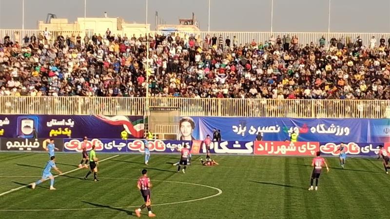 لیگ برتر فوتبال؛ لبخند چادرملو اردکان به صدر/ نماینده یزد، مدعی جدید قهرمانی