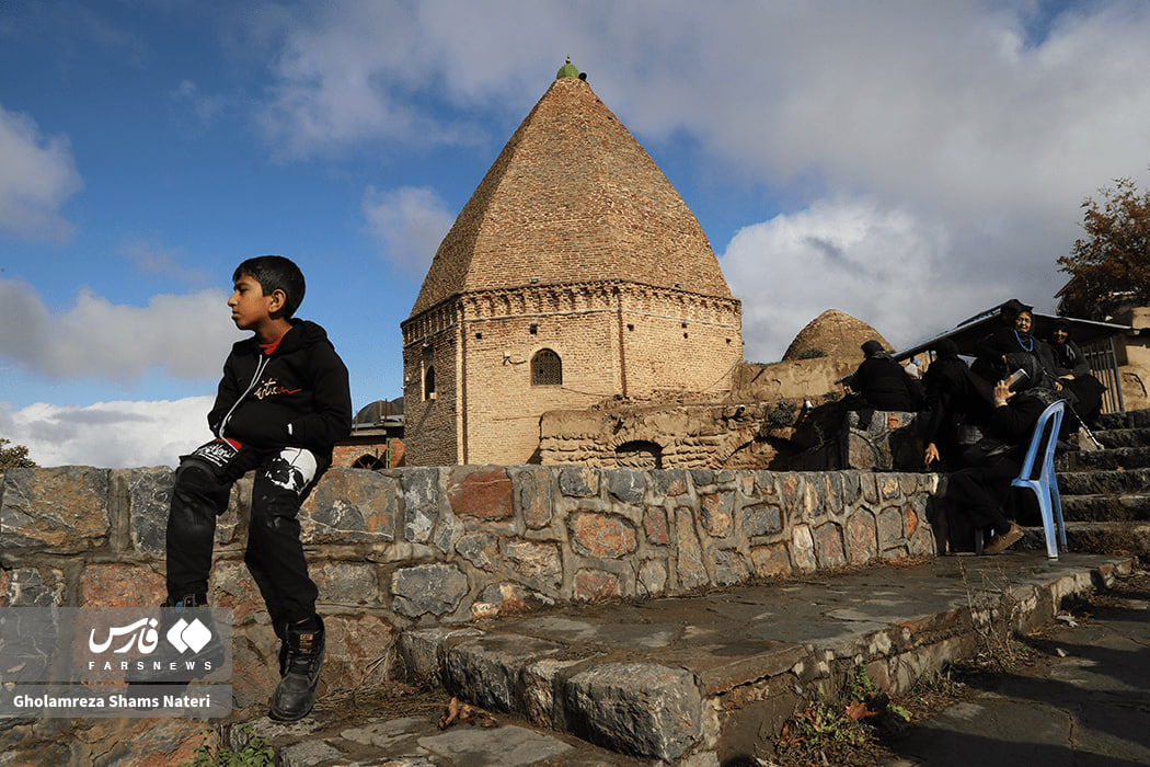 بقعه "سلطان محمدکیا" در روستای صالحان