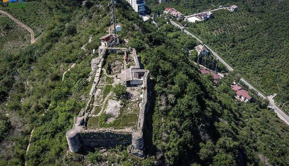 توقف ساختوساز در حریم قلعه تاریخی مارکوه رامسر