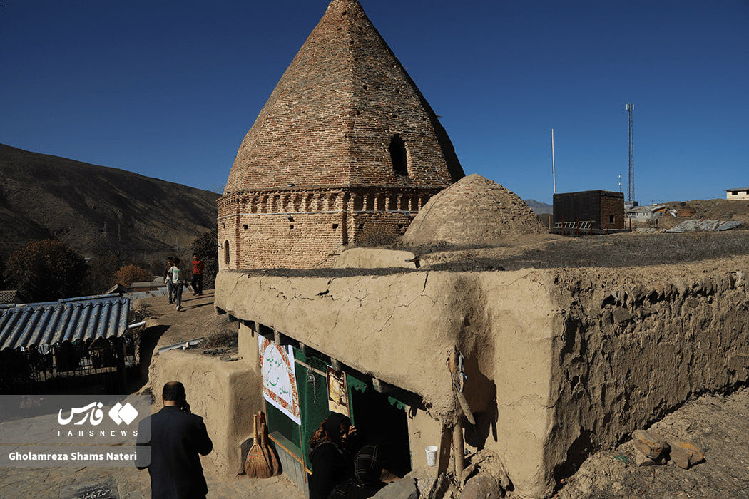 بقعه "سلطان محمدکیا" در روستای صالحان